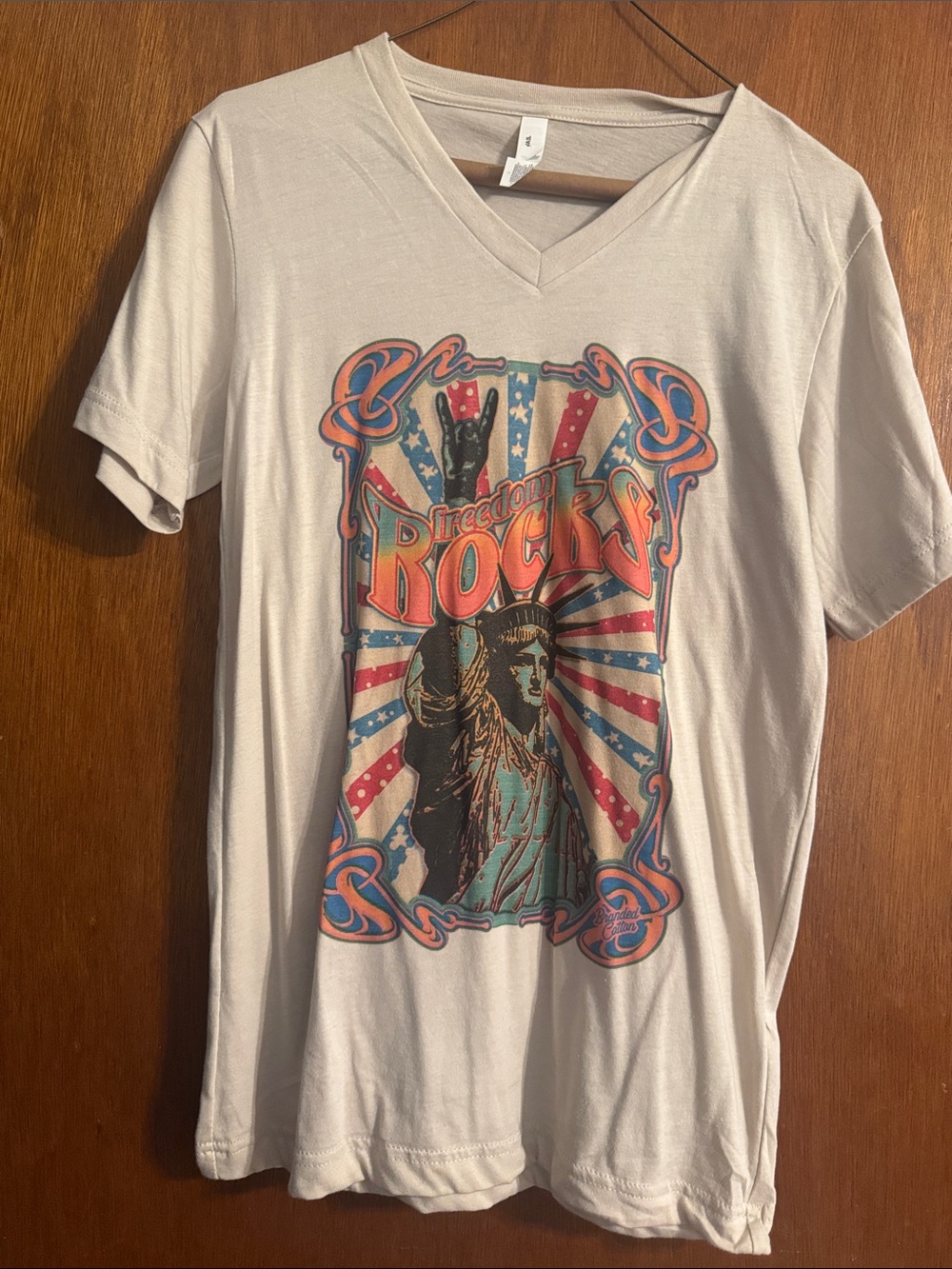 Liberty Rocks V-Neck Graphic Tee - Cream